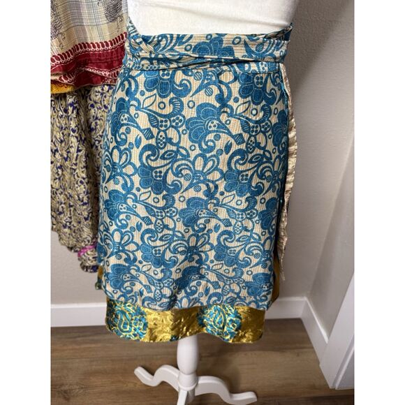 Darn Good Yarn Sari Silk Wrap Skirts Reversible Boho Ankle 4 -12 Lot of 4 Mini - Picture 8 of 16
